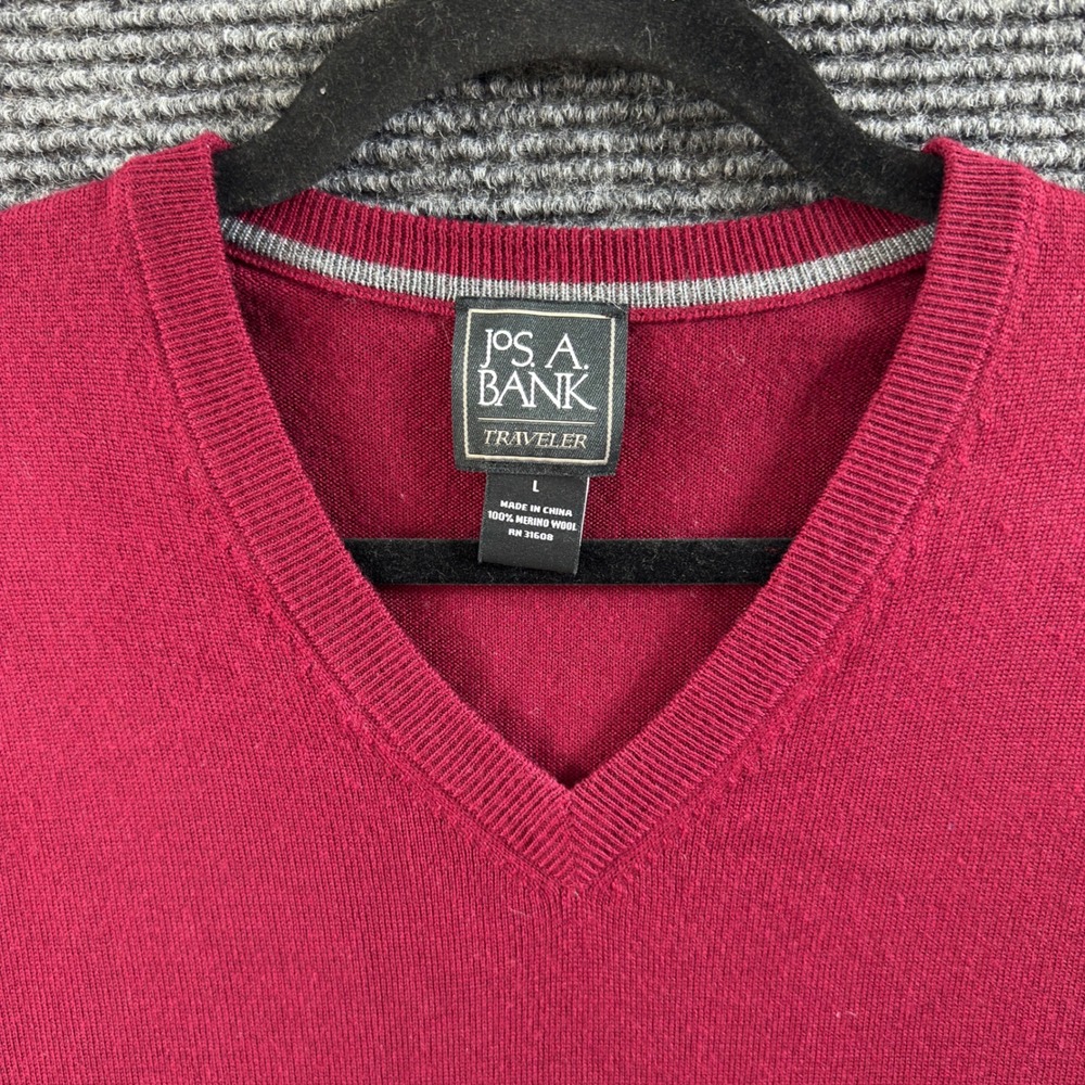 Jos A Bank V-Neck Sweater Large Burgandy 100% Merino Wool Traveler Pullover Red - Picture 3 of 7